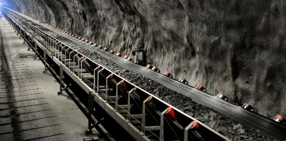 Flame resistant conveyor belt for under ground