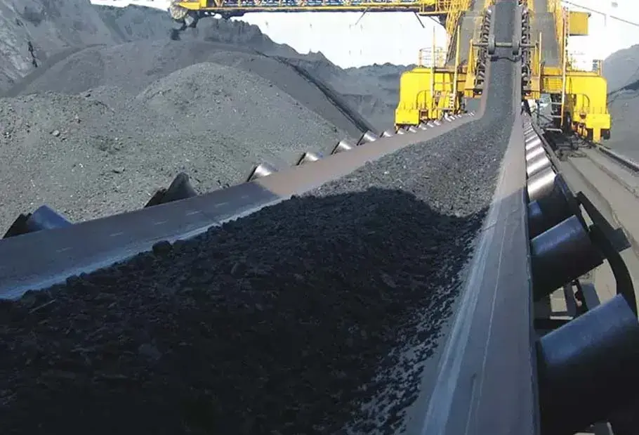 Self-Extinguishing Conveyor Belt